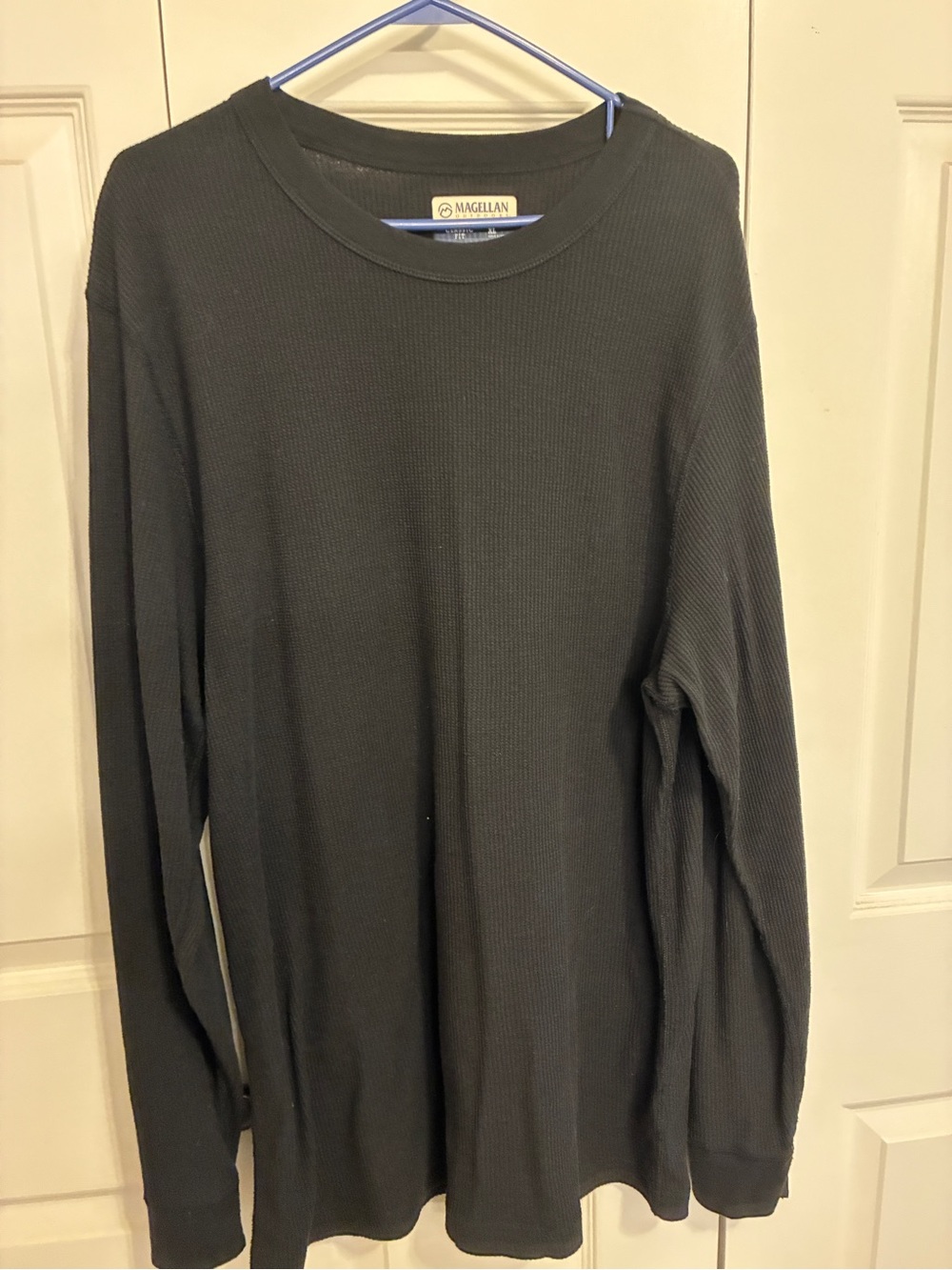 Magellan Outdoors Men's Long Sleeve Thermal Crew - Black